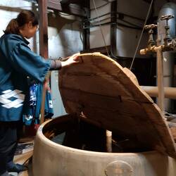 Eau pour chauffer le saké