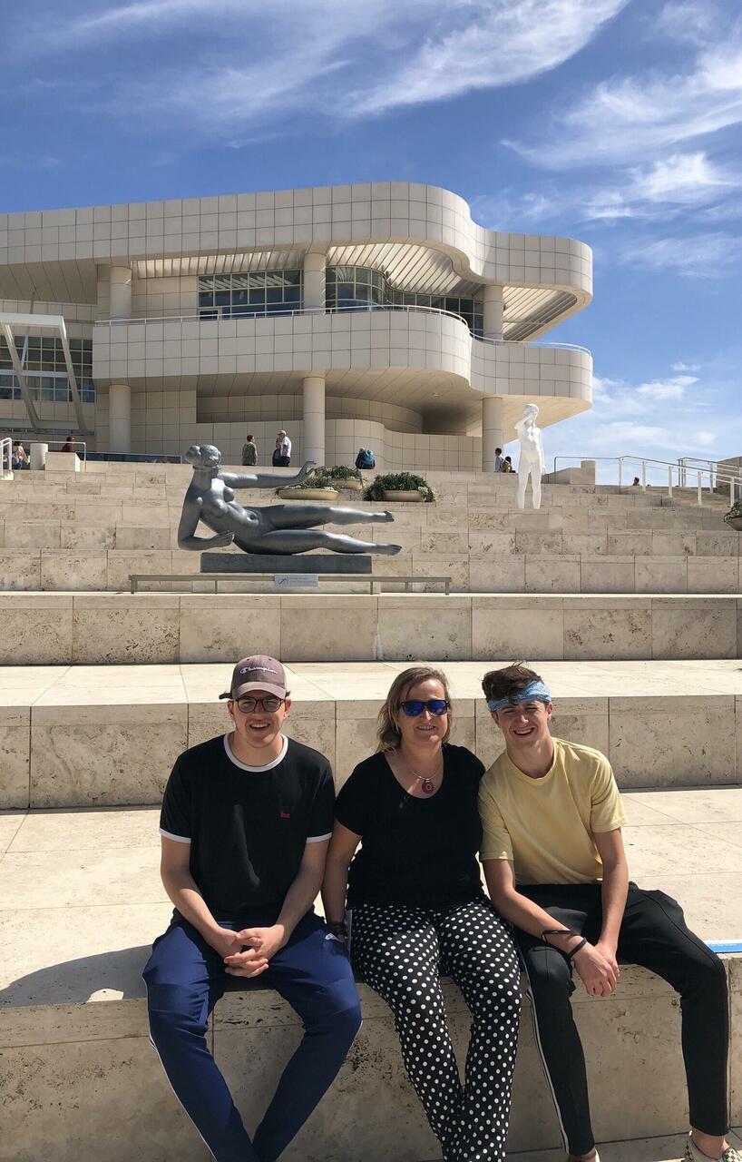 Eingang zum Kunsttempel