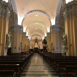 Im Innern der Kathedrale