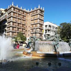 Fountain representing Rio Turia & its 8 irrigation canals