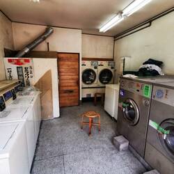 Waschsalon, Osaka