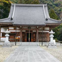 Ryuanji-Tempel im Minoo Park