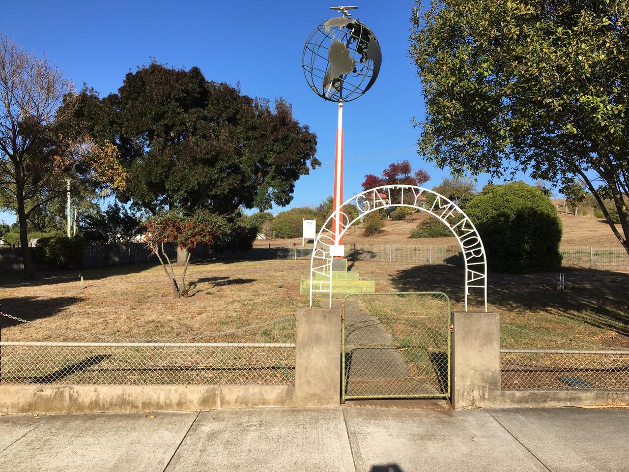 We found the Gatty memorial on the way out of Campbell Town