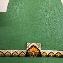 Nette kleine Fatbinpulse durch die Fliesen