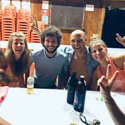 Von links: Thomas, Lena, Antonio und rechts Sandra 😊