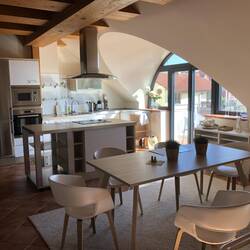 Küche und Ausgang zur Terrasse