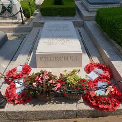 Churchills Grab und das Grab seiner Frau