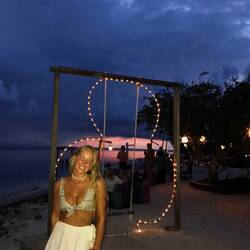 Paradise sunset bar