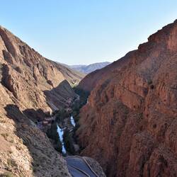 Dades Schlucht, Abstieg ins Tal