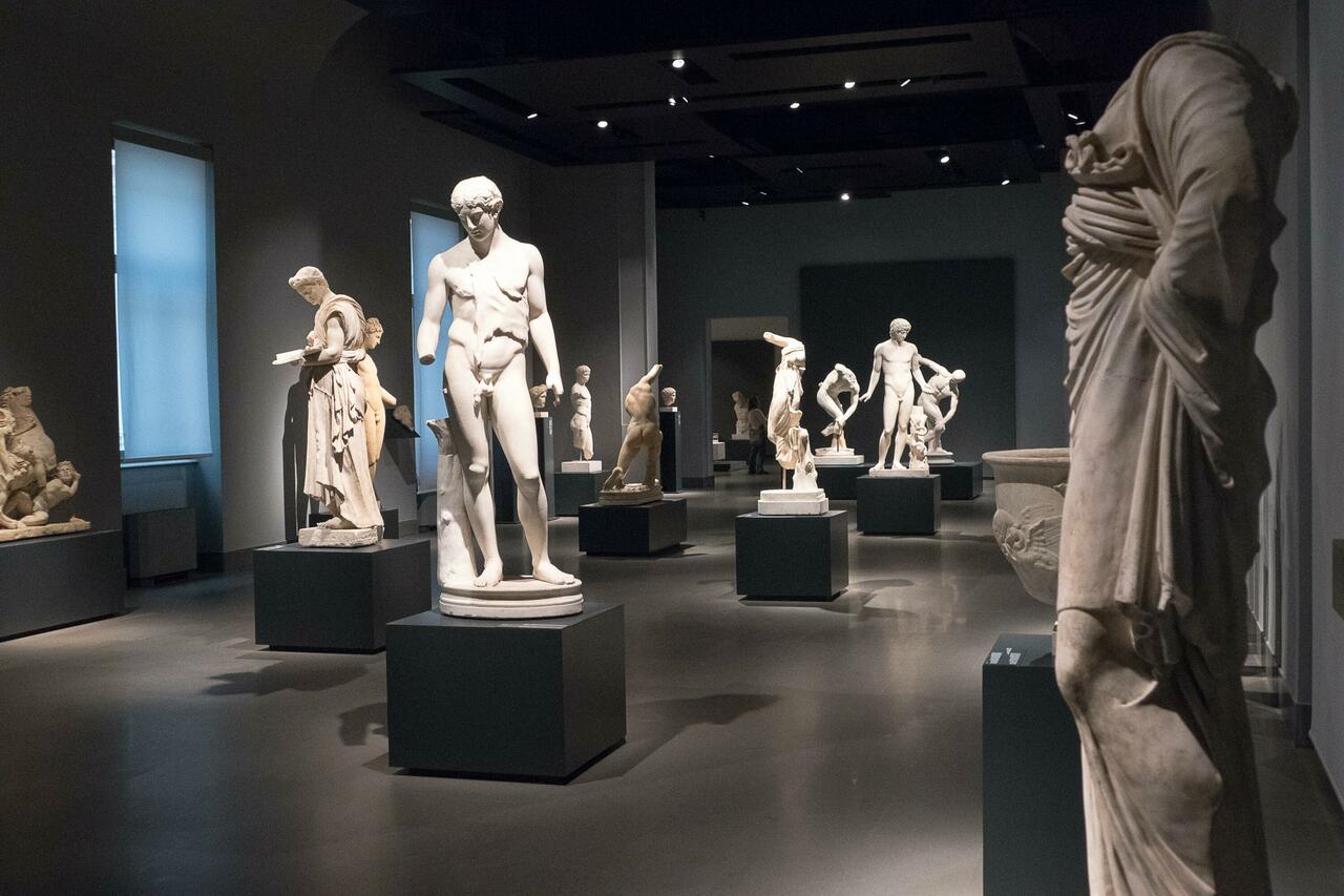 The ancient sculpture gallery