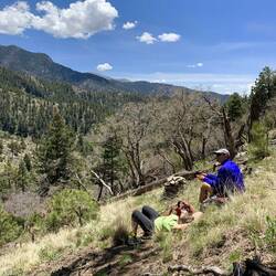 Hier drehten eir um. Es war. sehr steil.