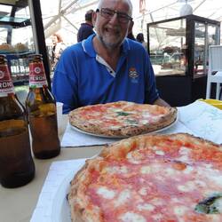 The margharita pizza was good!