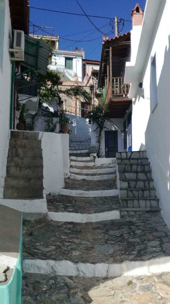 Steiler Aufstieg nach Glossa