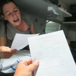 ...und später die georgischen Formulare ausgefüllt - Auf Georgisch!.?