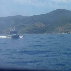 Polizei wacht über korrekten Abstand