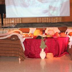 Triclinium eating arrangement