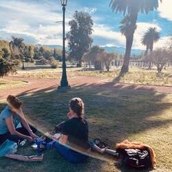 Picnic in General San Martin Parque