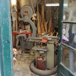 Versteckte Schreinerei