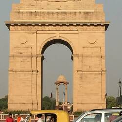 Driving past India Gate