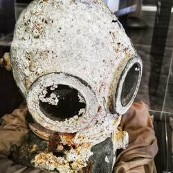 Alienkopf oder alter Taucherhelm 🤔