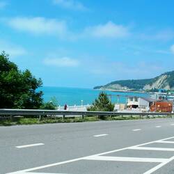 Küstenstraße am schwarzen Meer