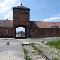 Entrance to birkenhau