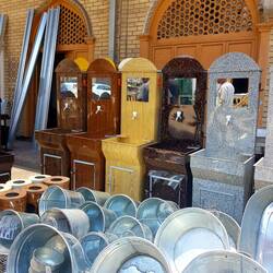 Wash basins made at market