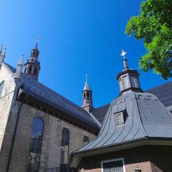 La cathédrale du coin...