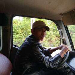 Mon gentil conducteur, crevé malgré les divers produits excitants qu'il consomme...