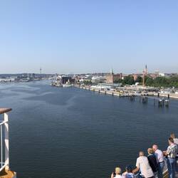 Kiel by boat 😏