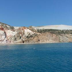 Reiche Bodenschätze der Insel werden hier abgebaut