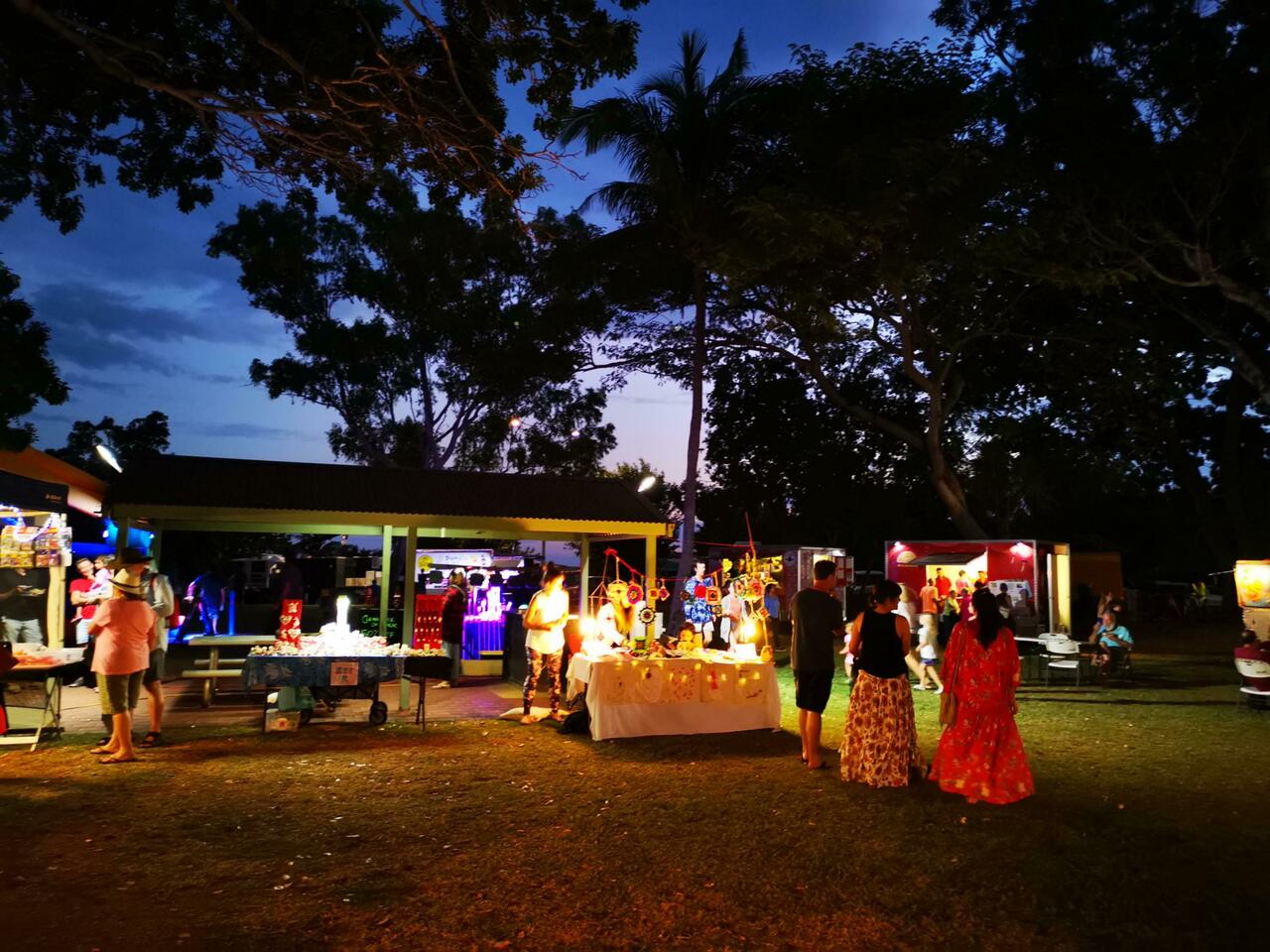 Der kleine Nachtmarkt in Broome