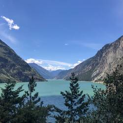 Tolle Seen zwischen den Bergen