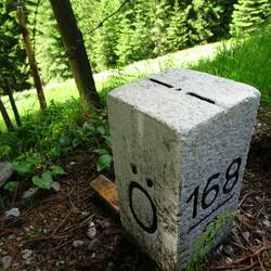 Nach kurzer Wanderung: wieder in Österreich.