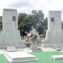 Hank & Audrey's graves