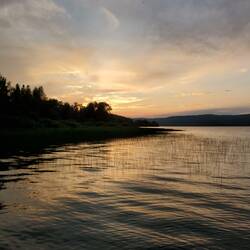 Sunset at Fraser Lake. Maybe it will get dark tonight 😊
