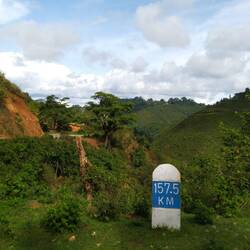 On the hilly but beautiful road between Loikaw and Taungoo