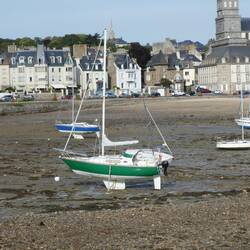 Gezeitenspiel in der Bucht von St Malo