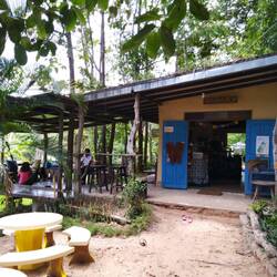 Pun Pun's coffee shop