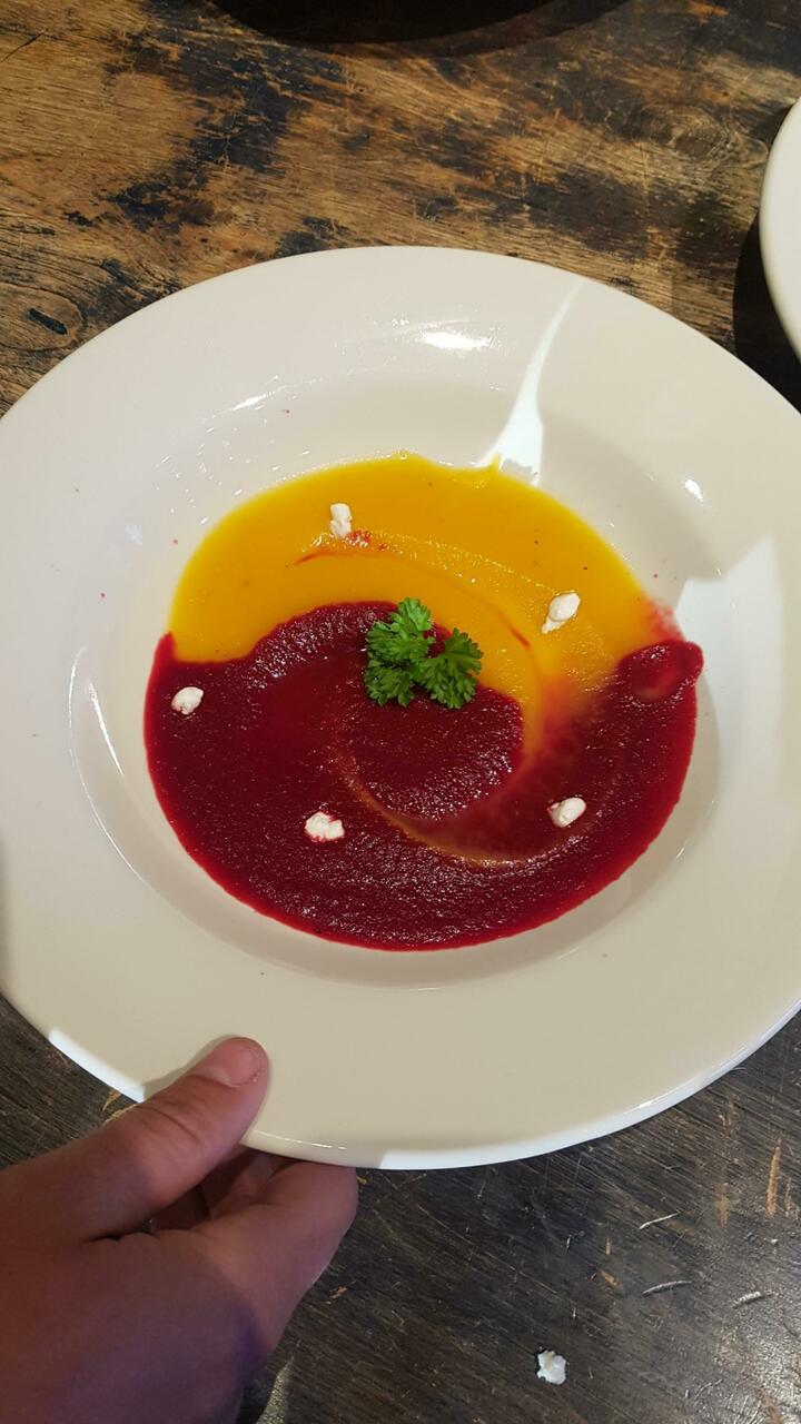 Res beet and butternut creme soup