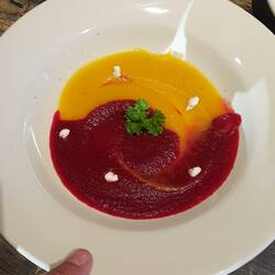 Res beet and butternut creme soup