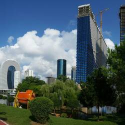 Bis zu 60 Stockwerke hoch.... ..