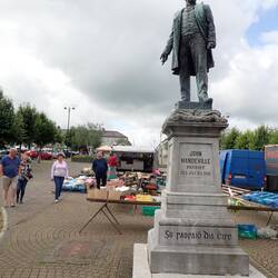 Statue & bustling market