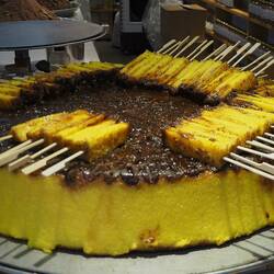 Reiskuchen mit Datteltopping