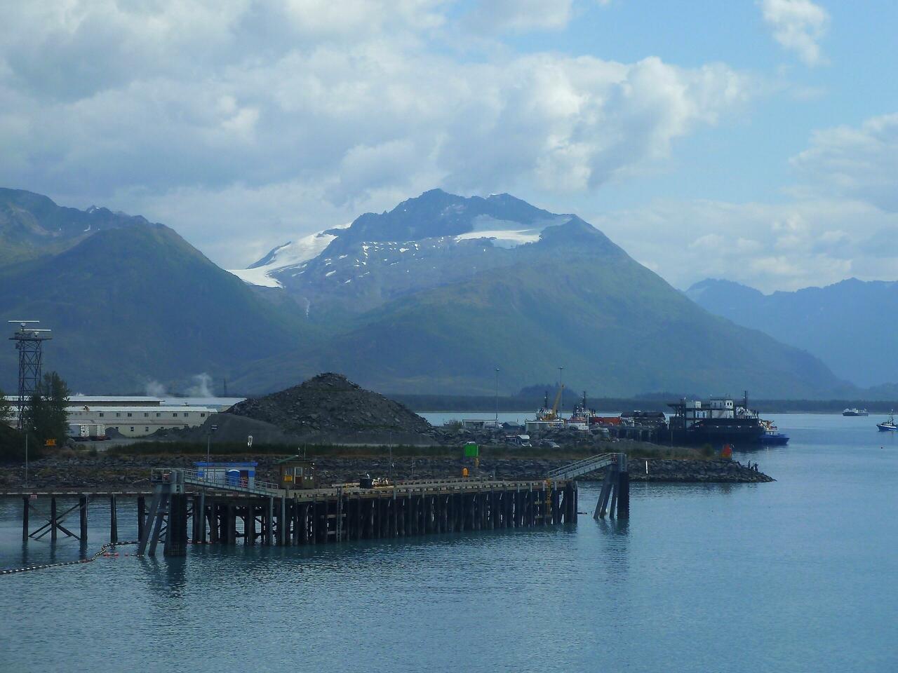 Valdez Glacier in the sunshine