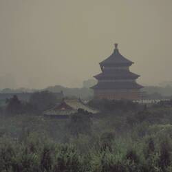 Zufälliger Aussichtspunkt auf einem Kaufhaus - Mystische Stimmung um den Tempel of Heaven