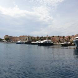 Blick auf den Hafen von Ajaccio.