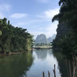 Immer den Fluss entlang