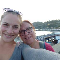Mama und ich in Monterosso