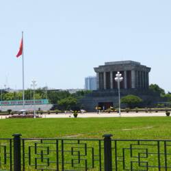 Mausolee d'Ho Chi Minh, où je n'ai finalement jamais réussi à entrer